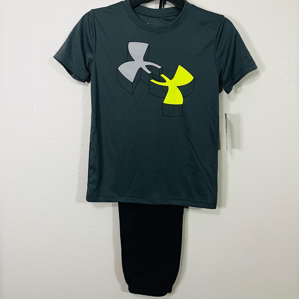 NWT under Armour matching set